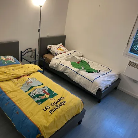 Deux Jardin Parking Daire